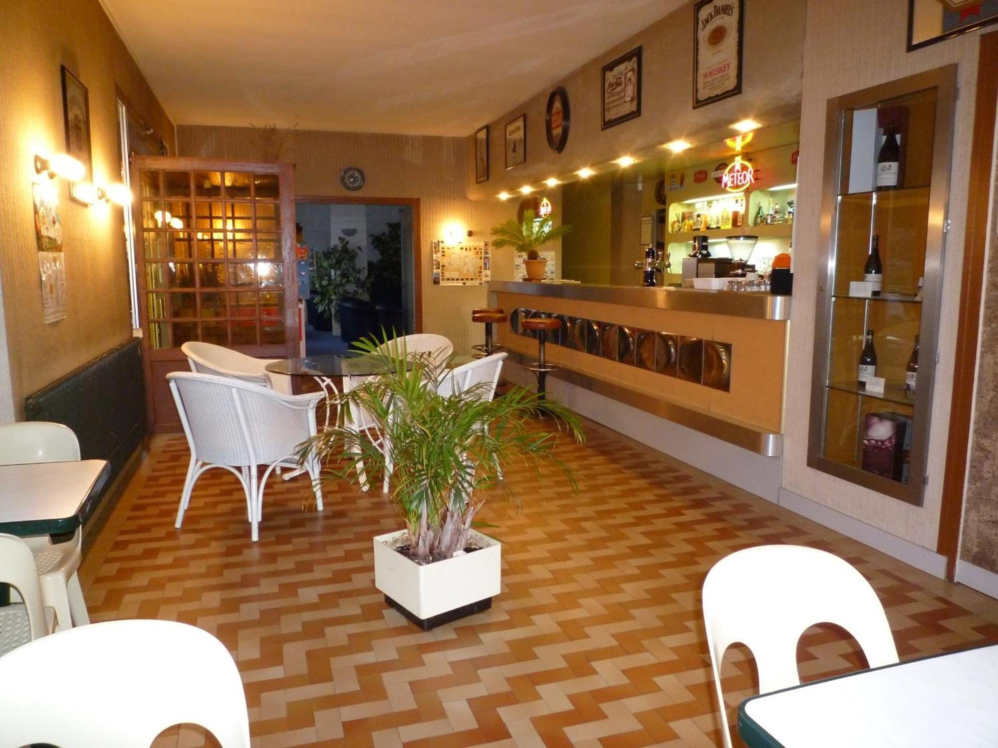 מלון Saint-Loup  Le Relais De La Route Bleue מראה חיצוני תמונה